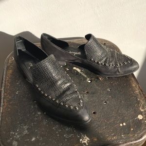 Free People black leather pointed toe loafers